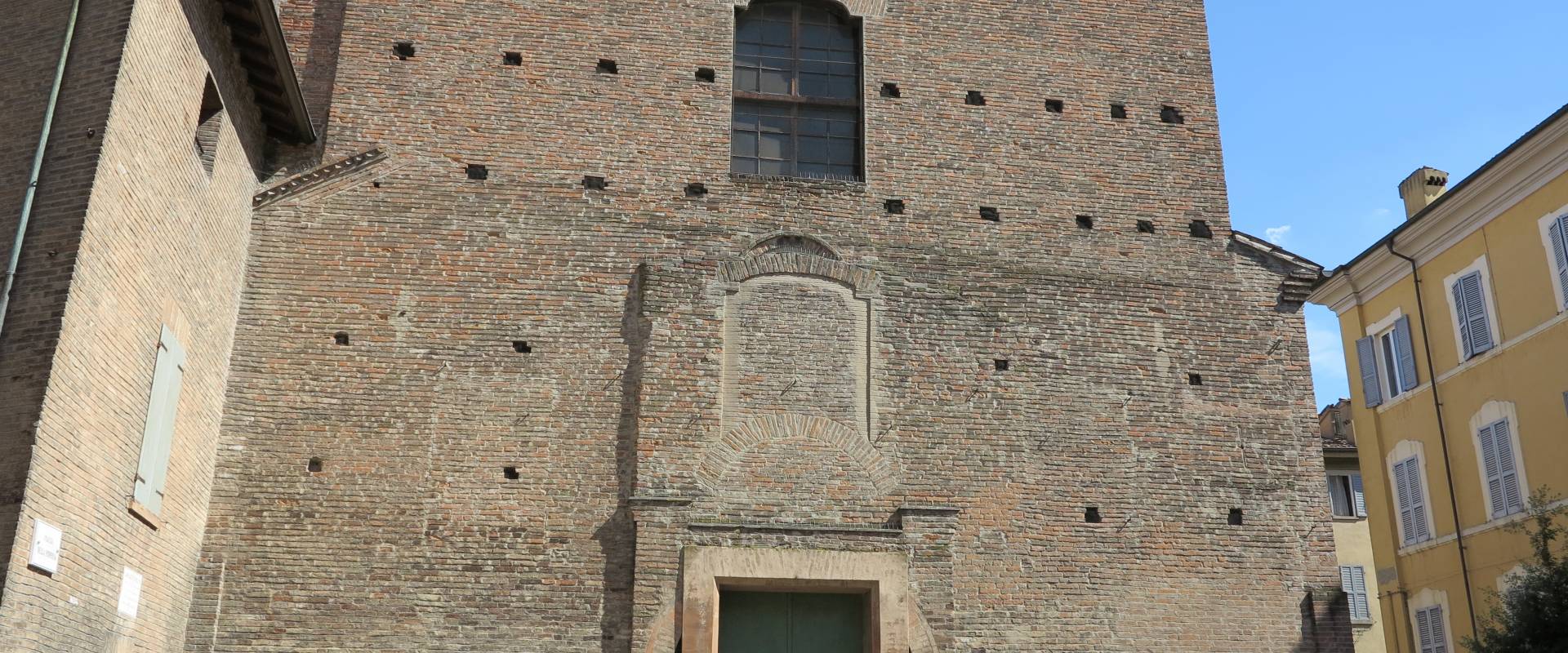 Chiesa di santa Maria di Pomposa, Modena (esterno),1 foto di Mongolo1984